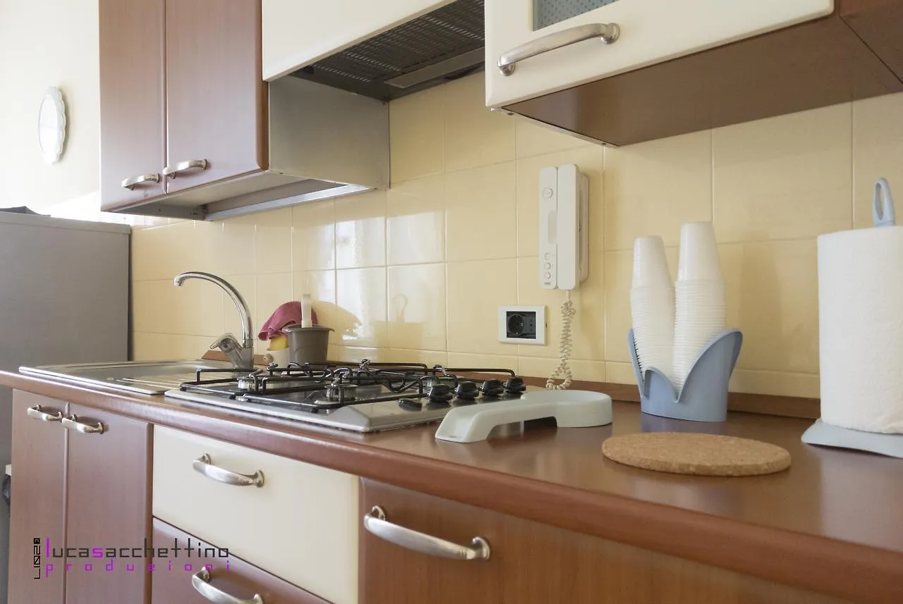 Casa Beatrice, Appartamento Nel Centro Di Napoli 0*, Naples