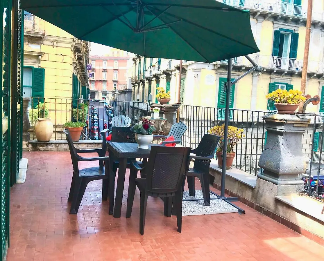 Casa Beatrice, Appartamento Nel Centro Di Napoli 0*, Naples Italy