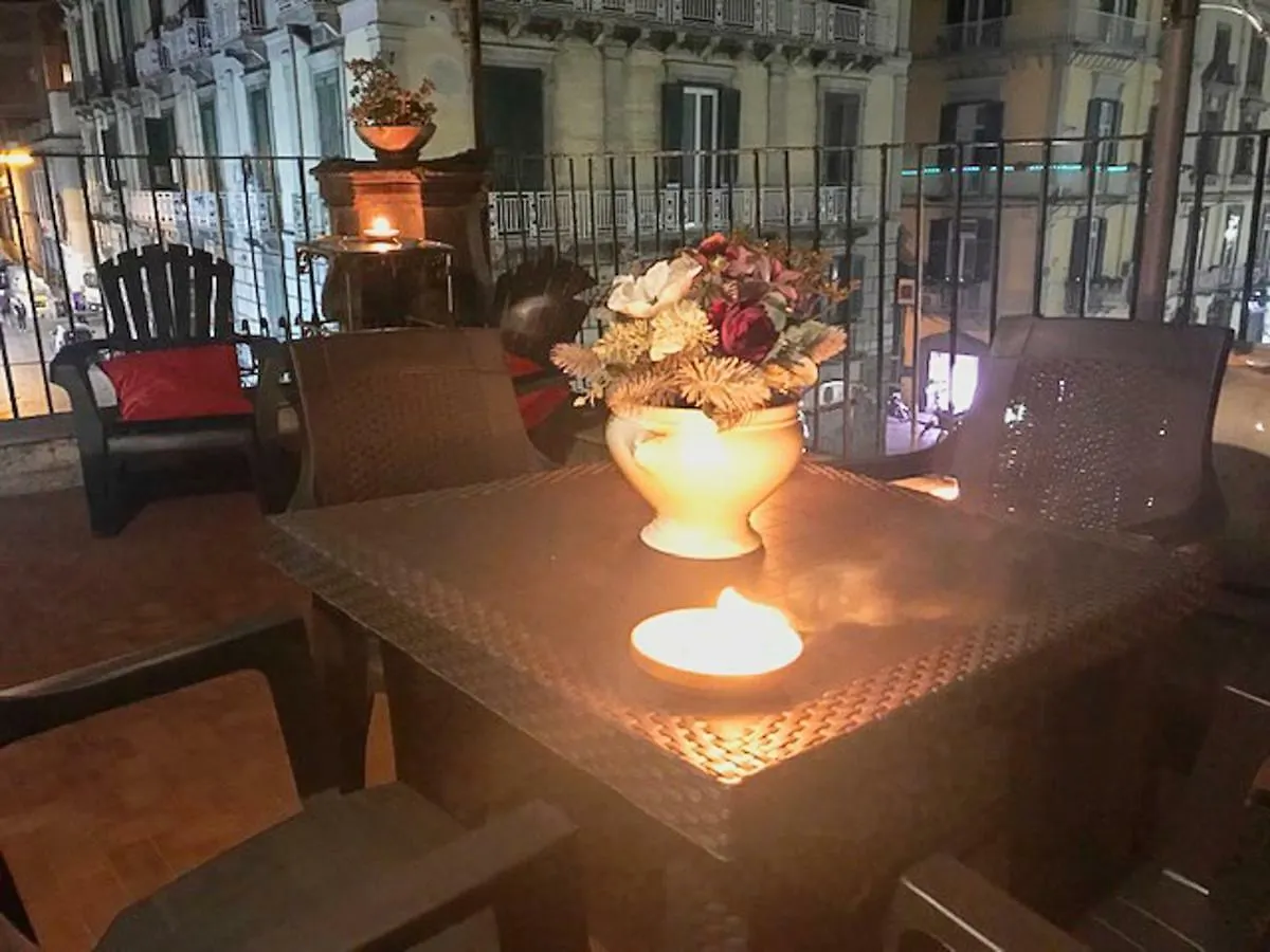 Casa Beatrice, Appartamento Nel Centro Di Napoli Apartment