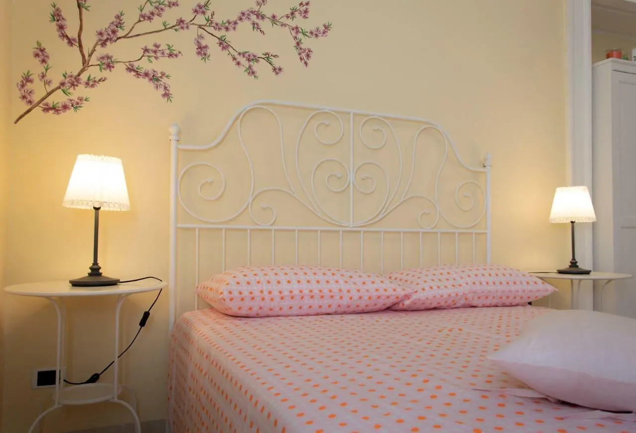 Apartment Casa Beatrice, Appartamento Nel Centro Di Napoli
